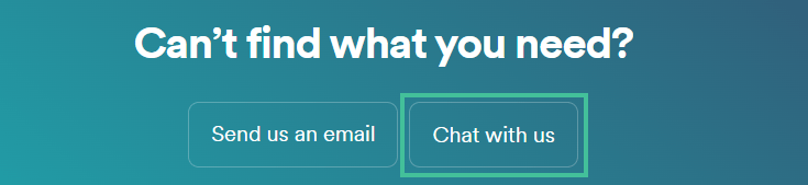 Surfshark website waarbij de knop Chat with us is uitgelicht