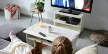 Hoe ik een VPN gebruik om gratis legaal te streamen_shutterstock_1563412672_door_Ellyy
