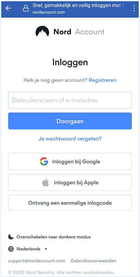 Loginscherm van NordVPN op een mobiel device