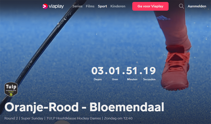 Screenshot van een aankomende hockeywedstrijd van Oranje-Rood en Bloemendaal die te zien is op Viaplay