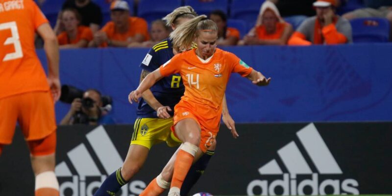 De halve finale van de Nations League (v) kijken: Spanje - Nederland
