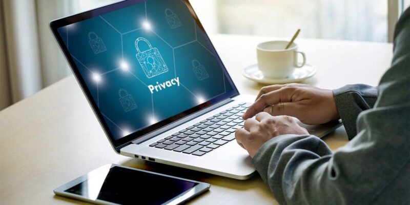 AP: ‘Privacy corona-apps niet te controleren’