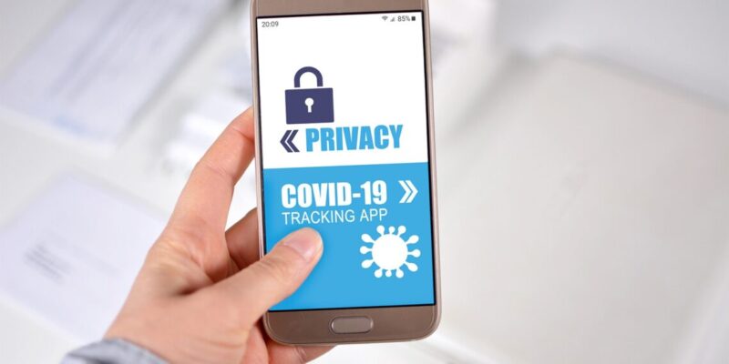 Minister De Jonge: ‘Nieuw team gaat werken aan corona-app’