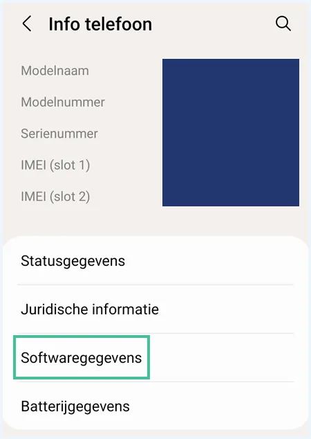 Scherm 'Info telefoon' op Android waarbij 'Softwaregegevens' is uitgelicht